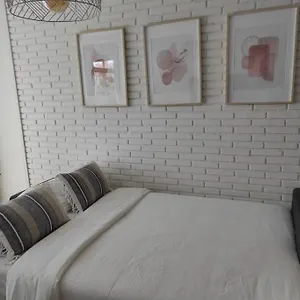 coqueto-apartamento-en-benalmadena-cerca-de-la-playa.hotelsinnerja.org/