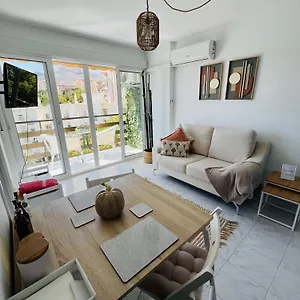 https://beachside-sunshine-flat.1costadelsol.com